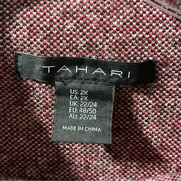 Tahari Women’s Aztec Print Sweater Black, White & Red Size 2X - Picture 3 of 8